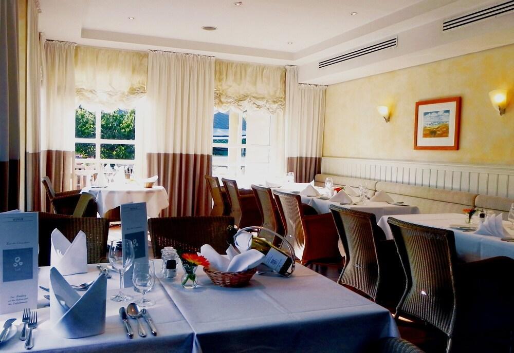 ดอรินต์ชตรันเดรสอร์ทแอนด์สปา ออทซีบัด วุสชโตรว์ Hotel วุสโทรว์ ภายนอก รูปภาพ